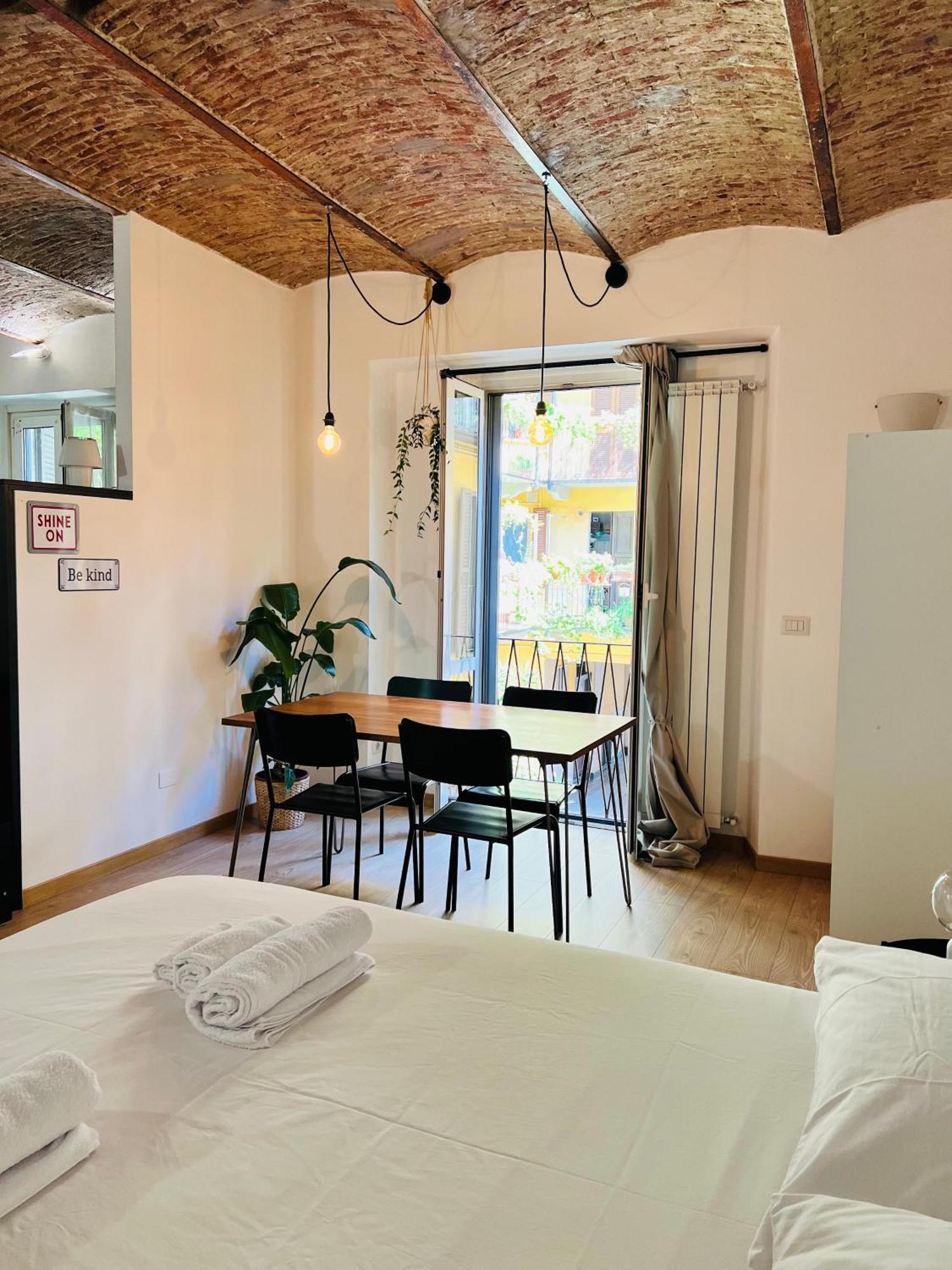 Cozy Studio Navigli Milan Luaran gambar